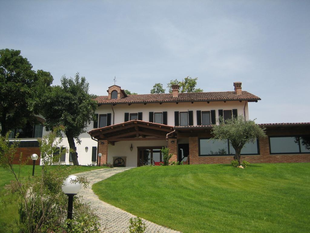 Locanda Dell'Arzente San Salvatore Monferrato Bagian luar foto