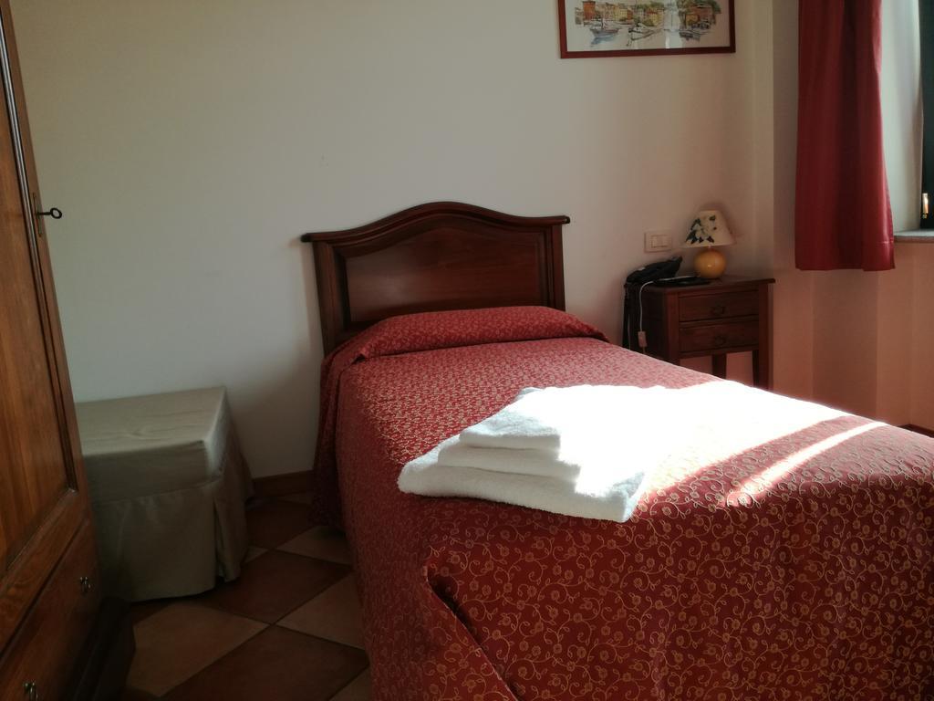 Locanda Dell'Arzente San Salvatore Monferrato Bagian luar foto