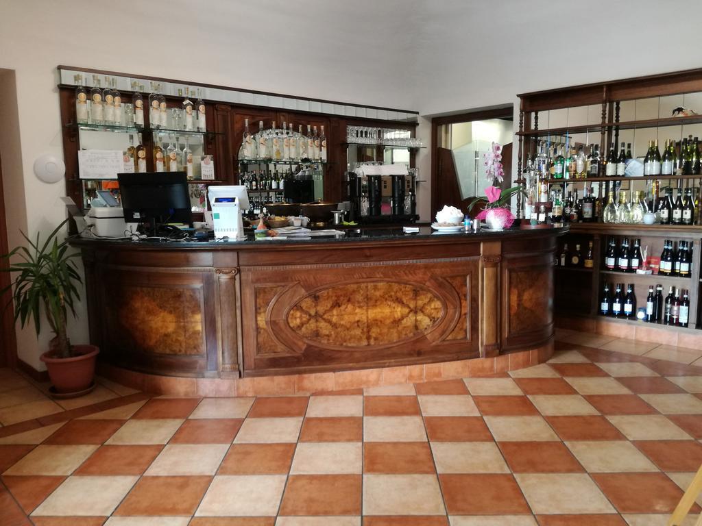 Locanda Dell'Arzente San Salvatore Monferrato Bagian luar foto