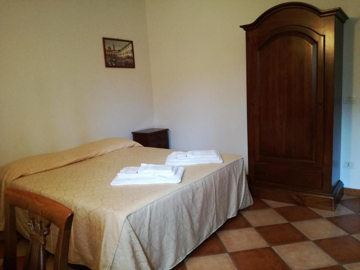 Locanda Dell'Arzente San Salvatore Monferrato Bagian luar foto