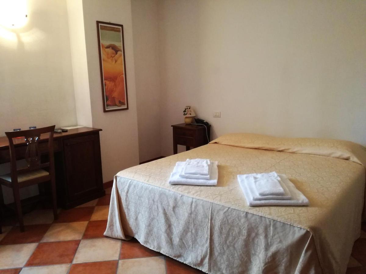 Locanda Dell'Arzente San Salvatore Monferrato Bagian luar foto